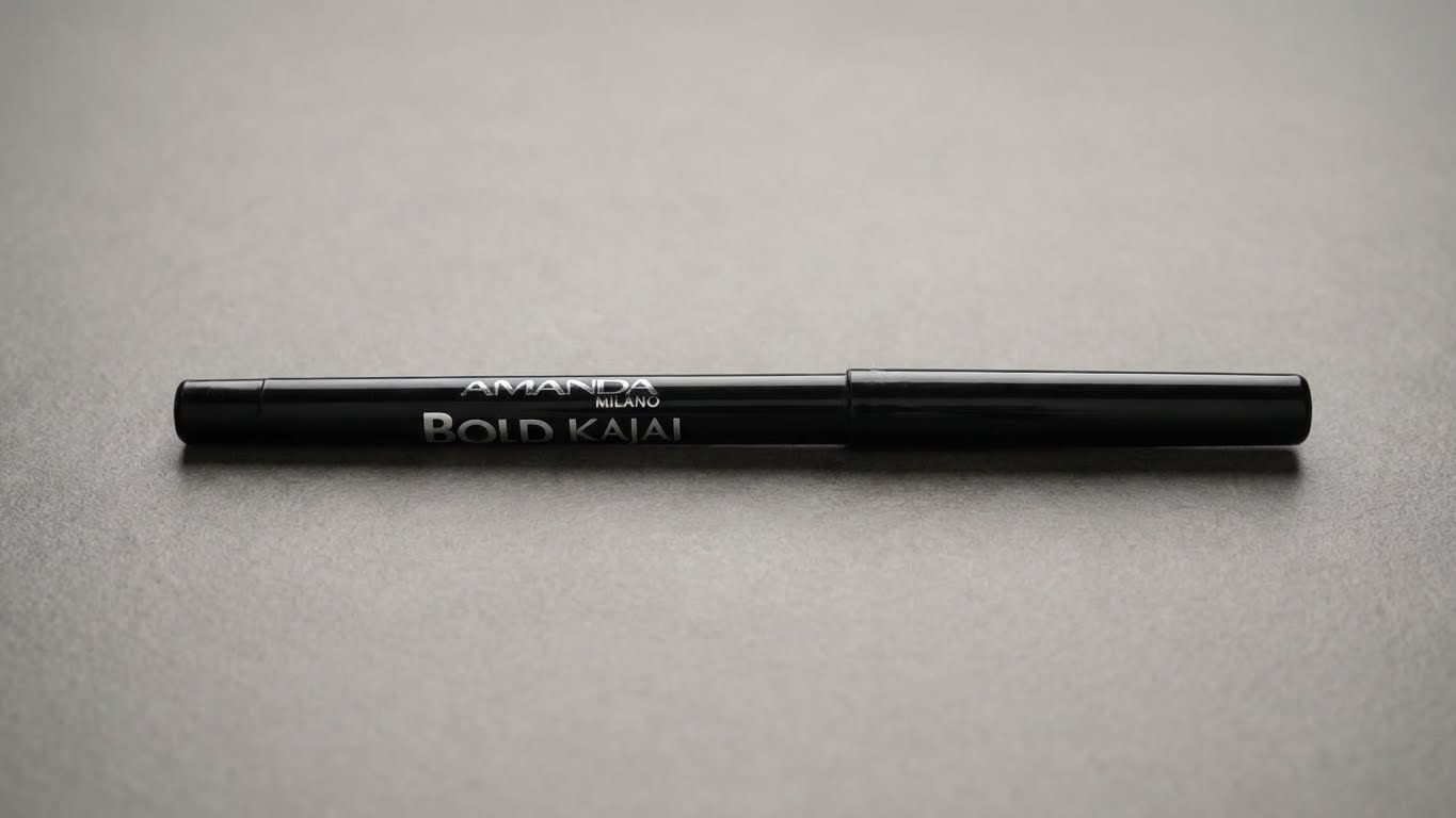 كحل أماندا ميلانو – Amanda Milano Bold Kajal