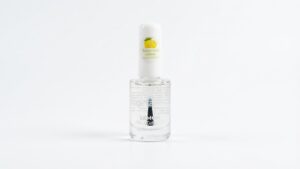 Lemon Nail & Cuticle Oil – زيت الليمون للأظافر والجلد المحيط