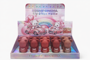 ليب جلوس مطفي مايت سينما بشكل دبدوب – Might Cinema Teddy Bear Matte Lip Gloss
